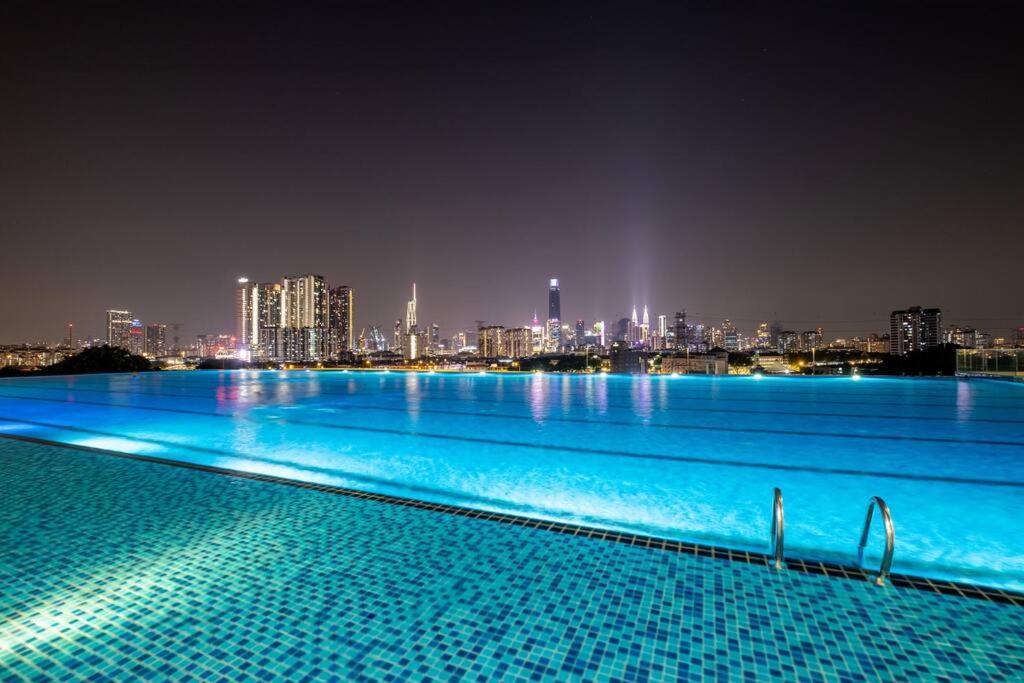 Kidsville Shamelin Star Klcc View Infinity Pool Pangsapuri